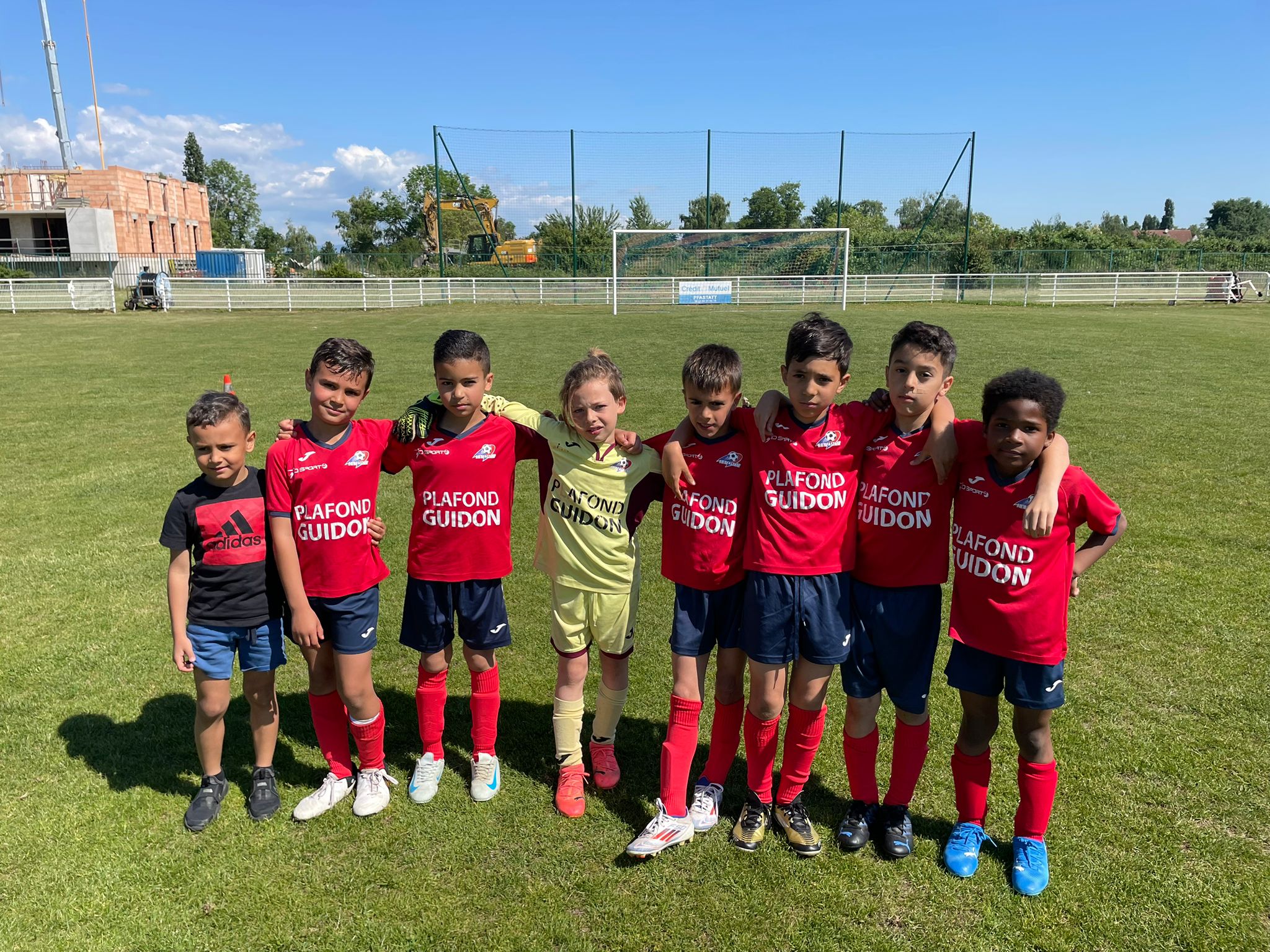 U9 M PHOTO